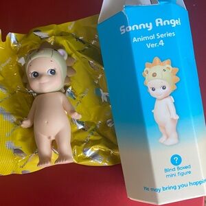 Sonny Angel Animal Series Mini Lion 🦁 Figure